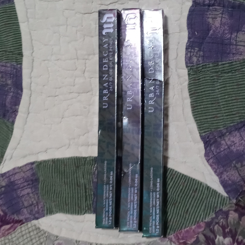 Bnwt!! 3 Urban Decay 24/7 glide on eye pencils